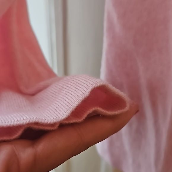 Lord & Taylor 100% merino wool v neck pullover sweater - Picture 4 of 7